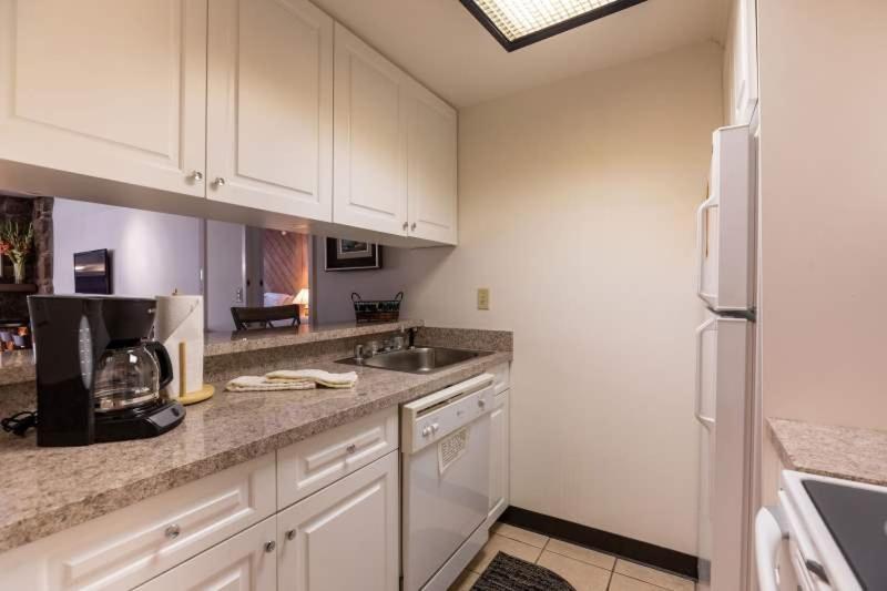 Vail Village condo walking distance to Gondola - image 12