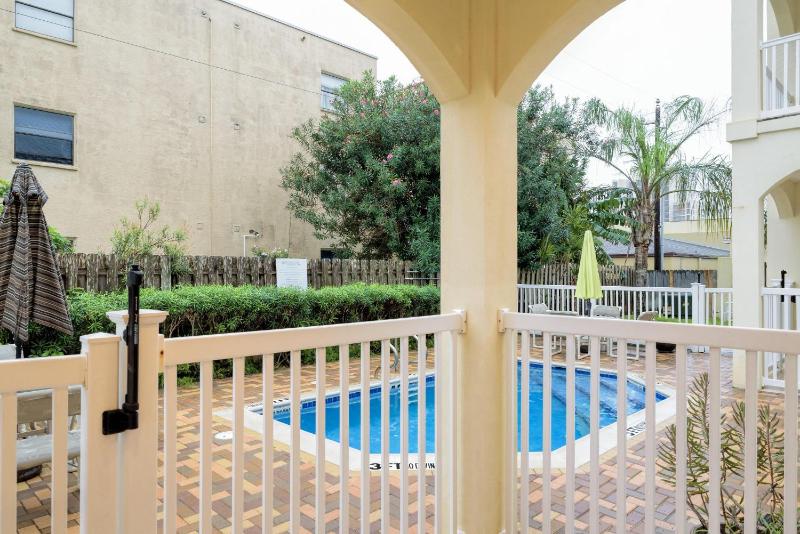 Deluxe Apartment image 1