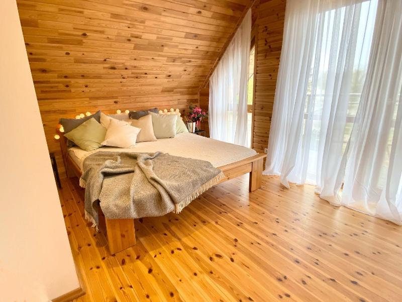 Deluxe Double Room with Balcony and Sea View image 3