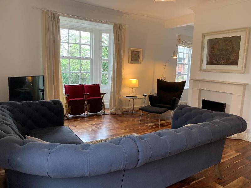 Apartment image 4