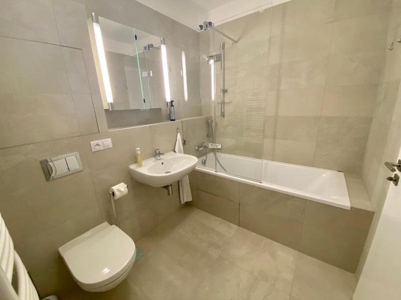 Studio Apartment image 1
