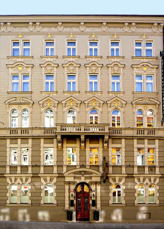 Alfons Boutique Hotel - image 12