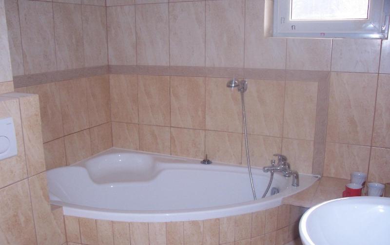 Double Room image 2