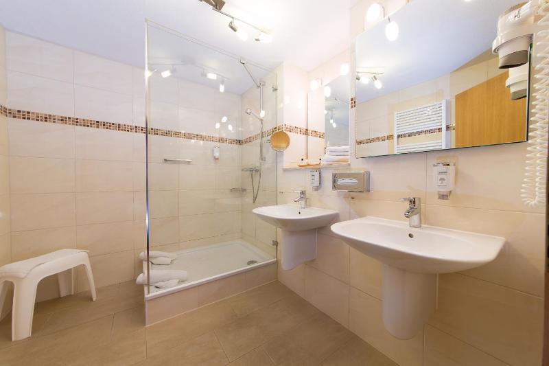 Suite image 2