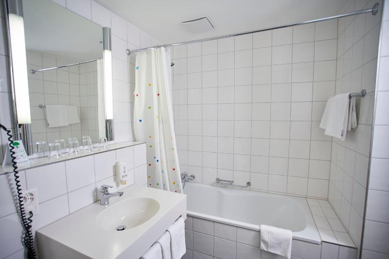 Superior Quadruple Room image 1