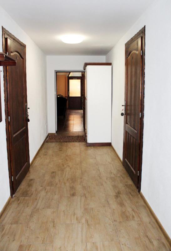 Apartment image 2