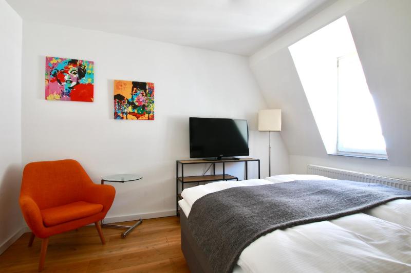 Studio Apartment image 4