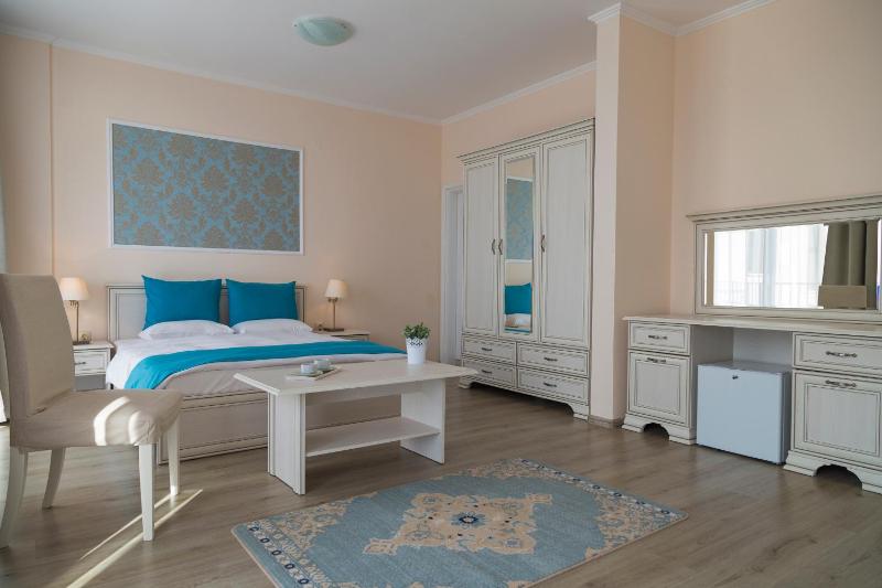 Junior Suite with Sea View  image 1