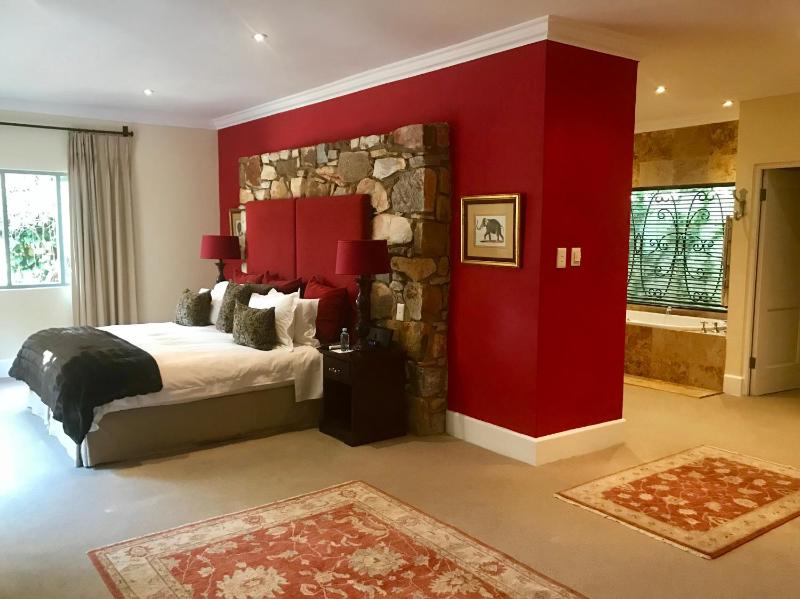 The Parkwood - image 11