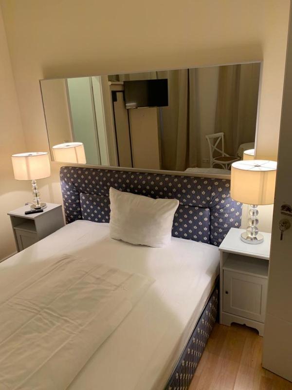 Comfort Single Room image 3