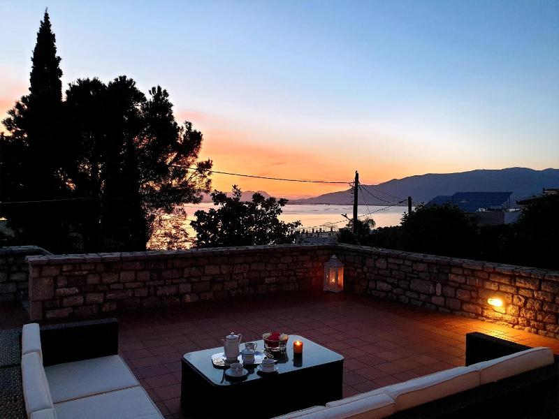 Elaianthos - image 18