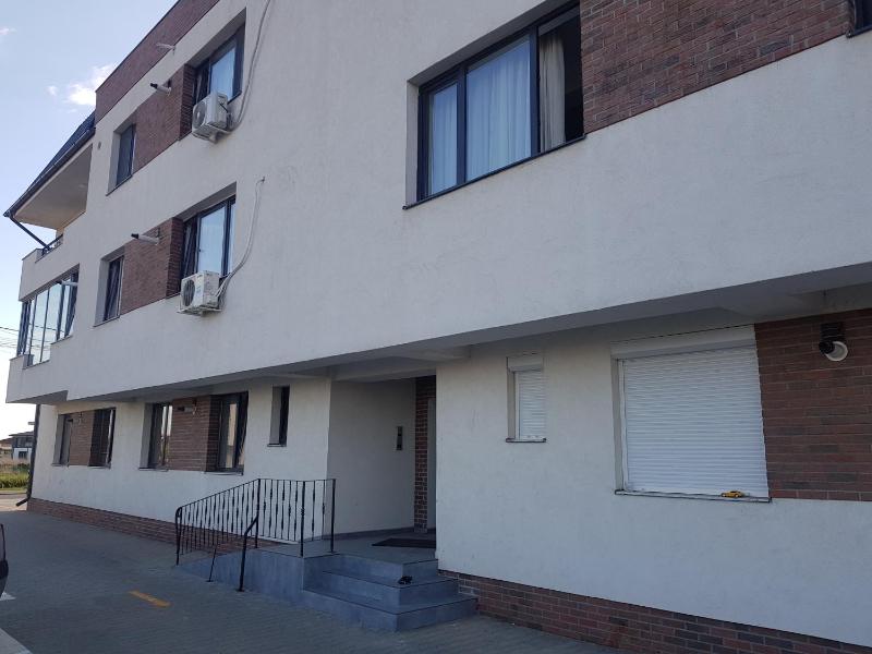 Apartment with Balcony image 3