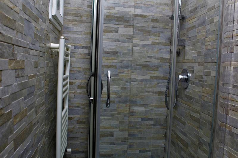 Superior Apartment image 2