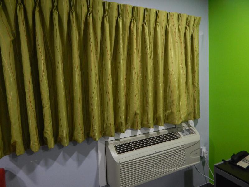 Double Room image 4