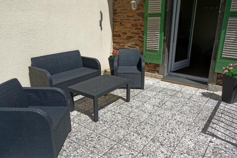 Apartment with Terrace image 3
