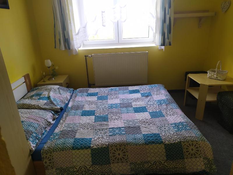 Standard Double Room image 3