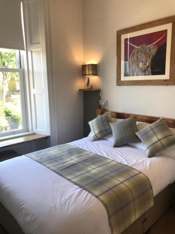 Compact Small Double Room with Shower  image 3
