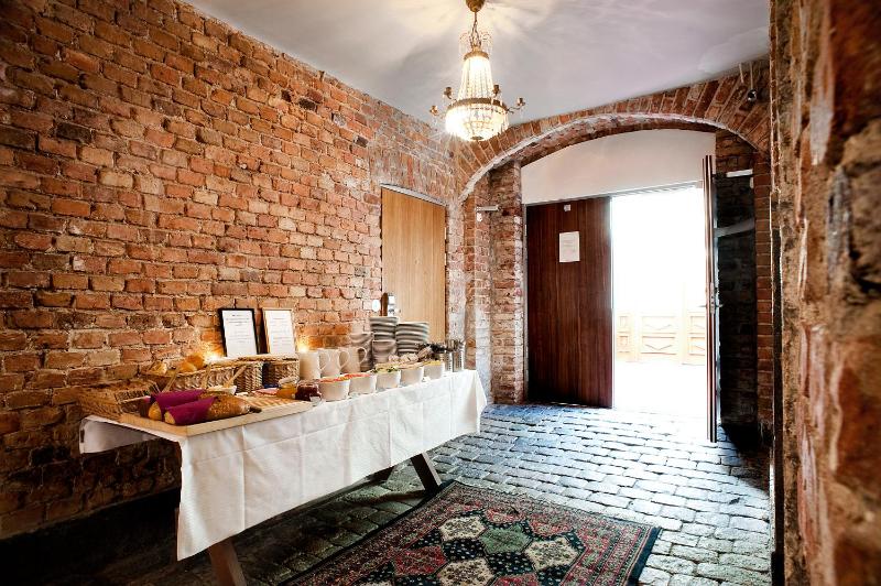 Rex Hotel - image 3