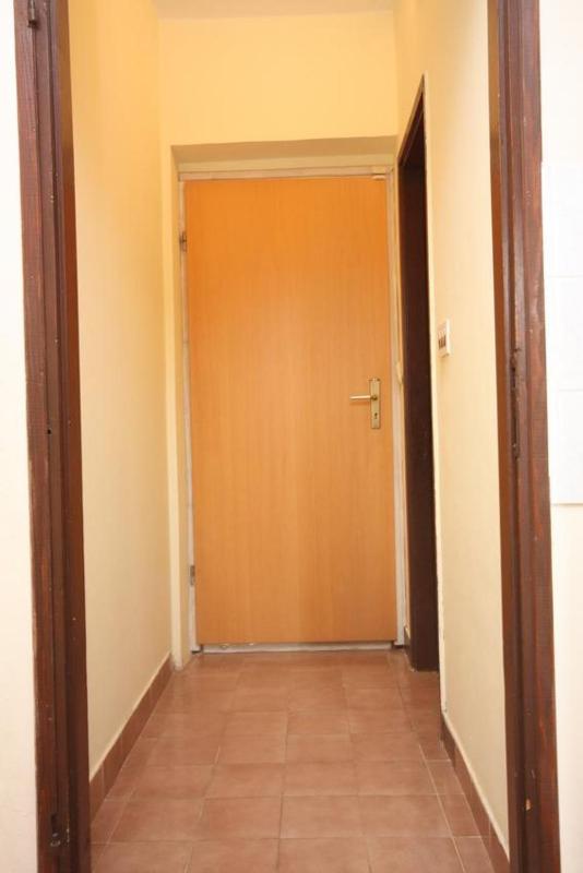 One-Bedroom Apartment with Terrace image 2