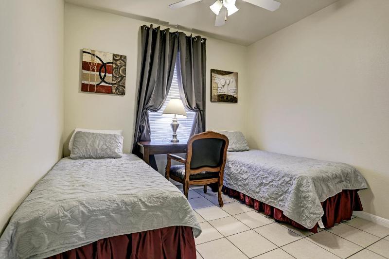 Two-Bedroom Suite image 3