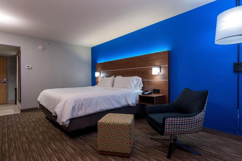 Holiday Inn Express Cape Coral-Fort Myers Area By IHG - image 4