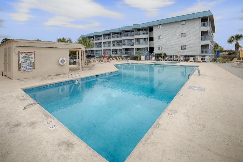 One Bedroom Apartment image 2
