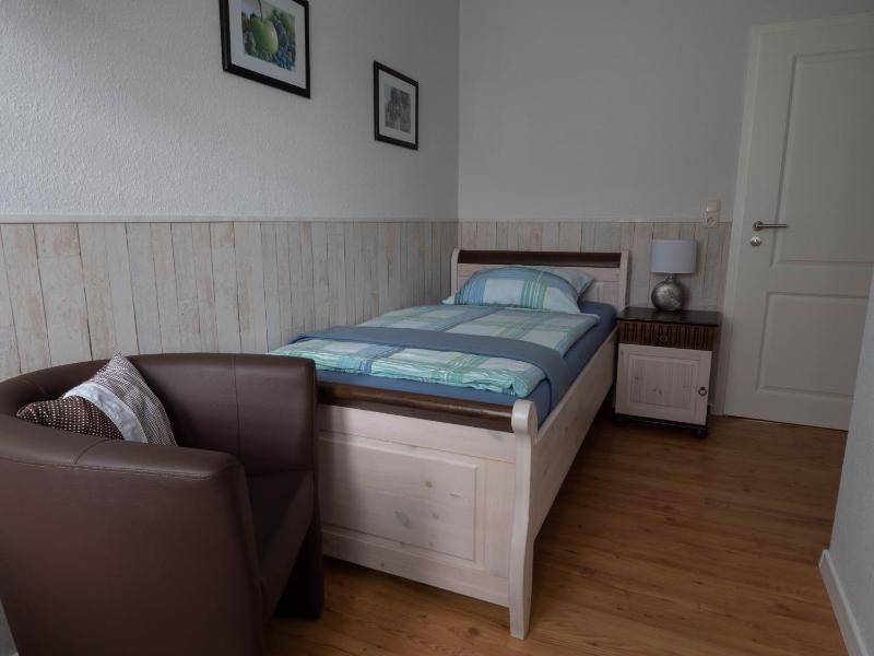 Single Room image 2