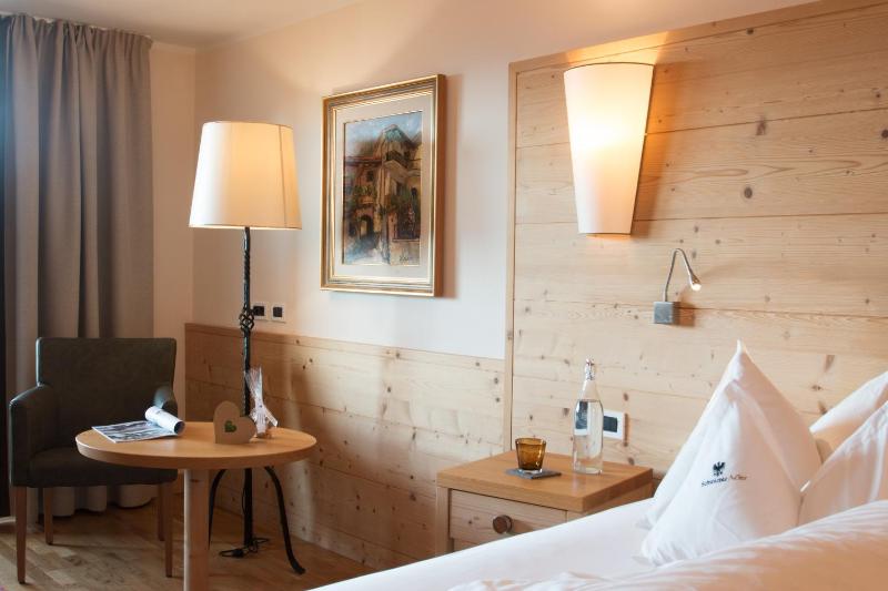 Deluxe Double Room with Balcony image 1