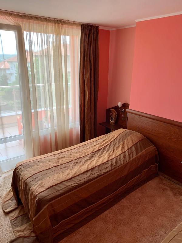 Twin Room with Balcony image 1