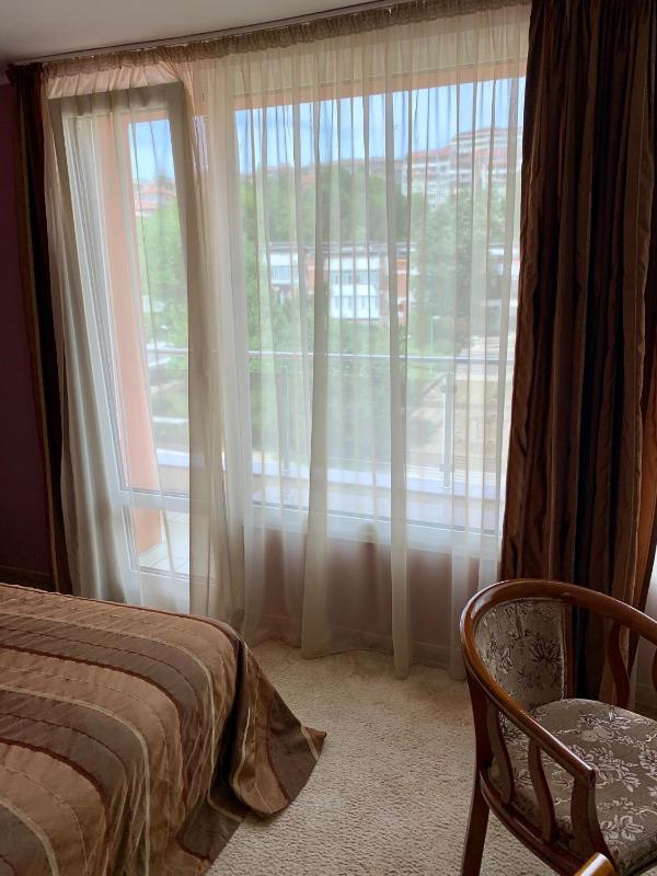 Junior Suite with Balcony image 4