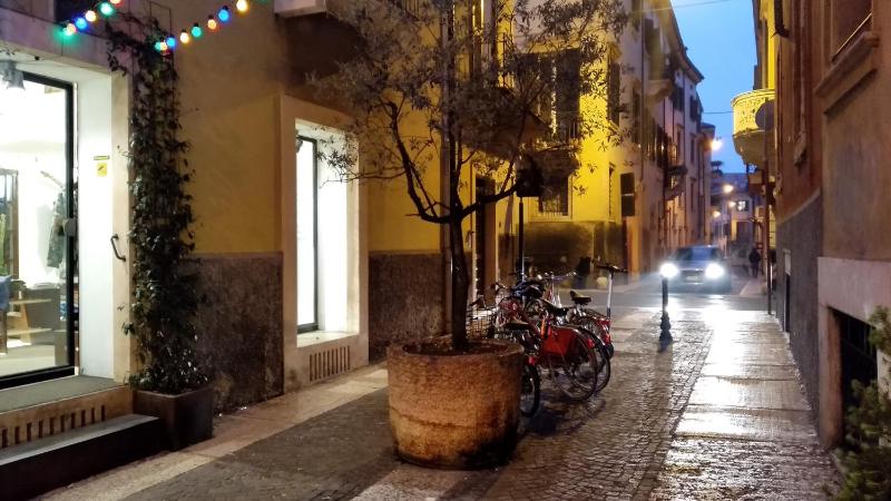 Marconi Rooms Loggia delle Erbe - image 3