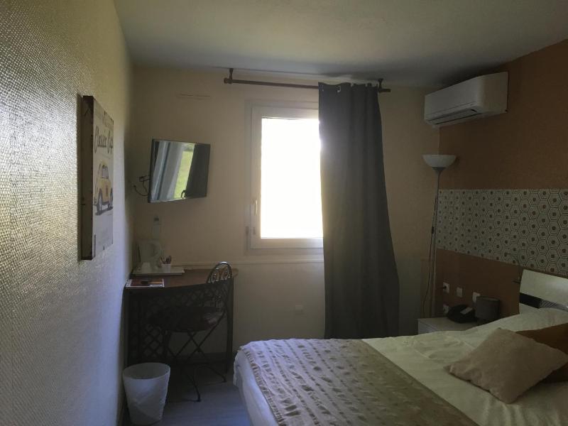 Double Room image 1