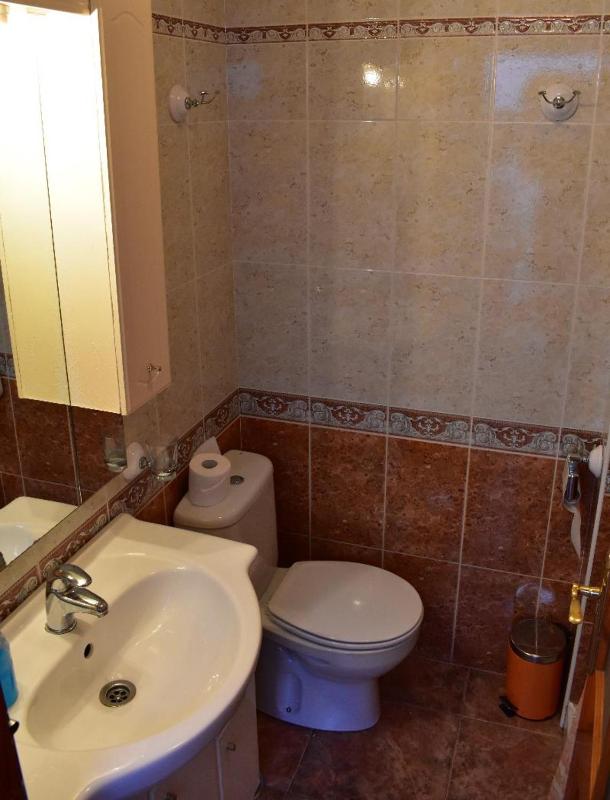 Room #447062310 image 2