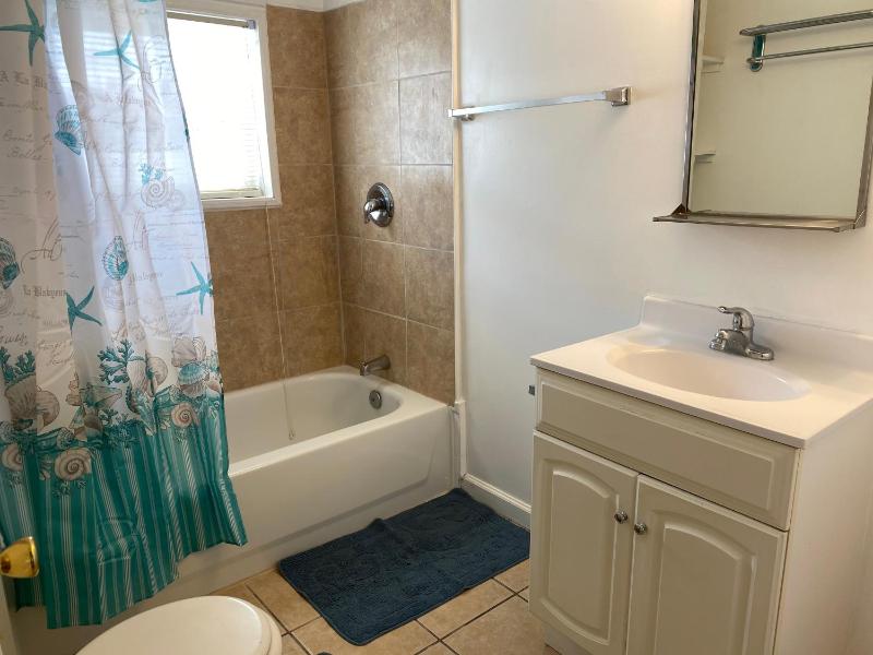 Three-Bedroom Apartment with street view image 2