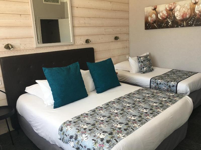 Triple Room image 3
