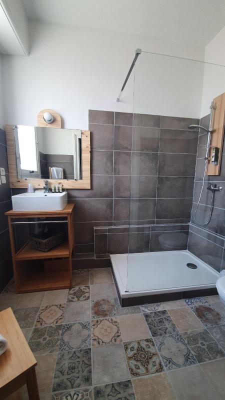 Double Room image 4