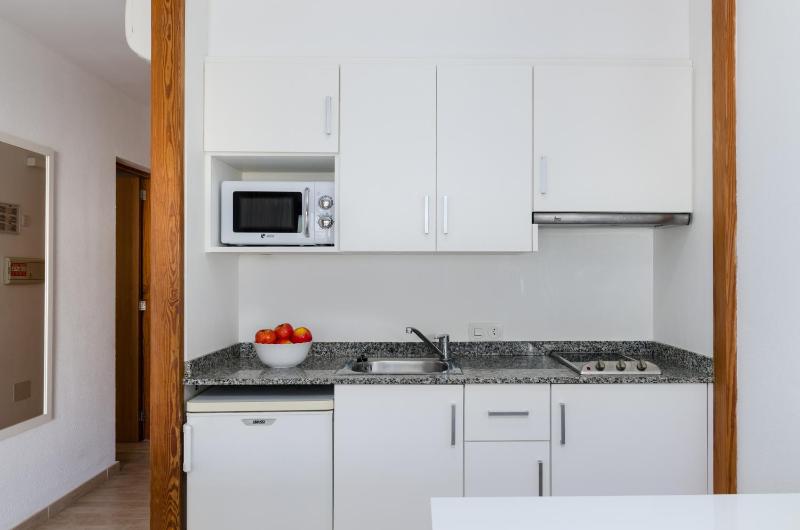 One-Bedroom Apartment with Sea View image 1