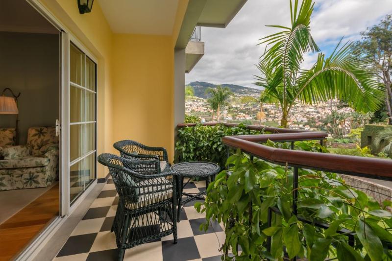 Botanical Premium Suite image 2