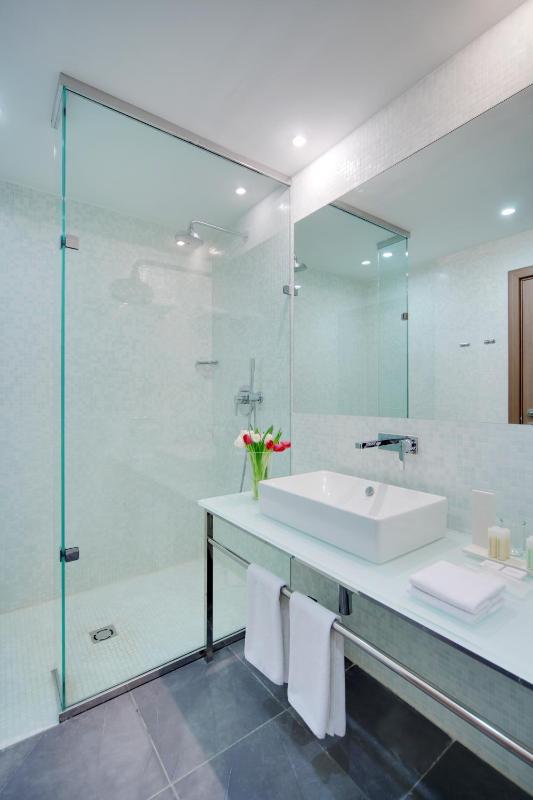 Standard Double or Twin Room image 2