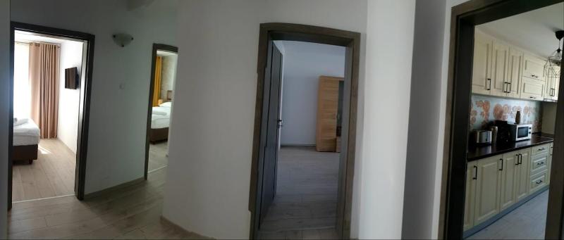 Apartament Central Radu - image 3