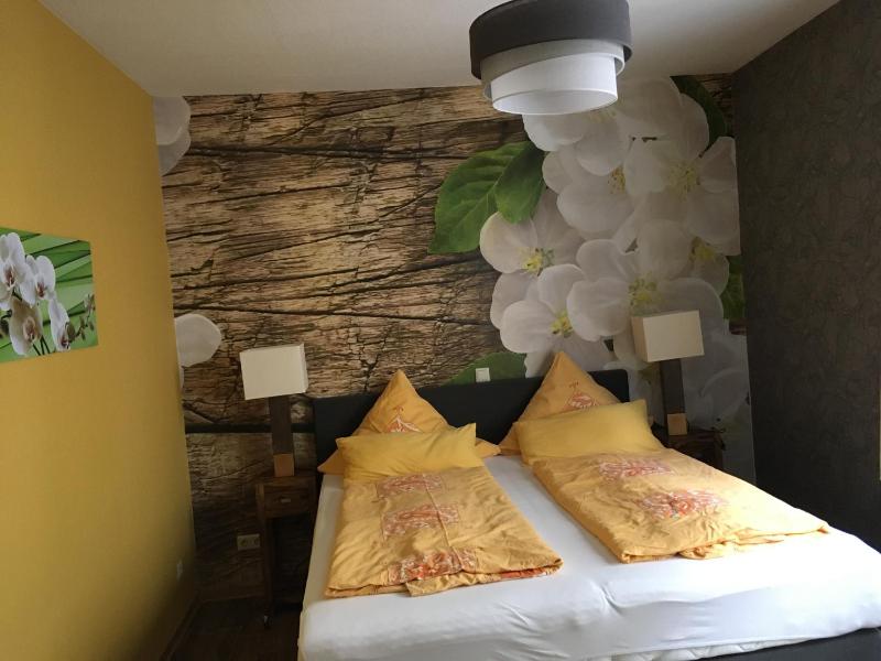 Double Room image 1