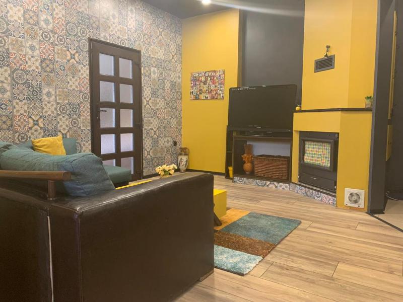 Trakia Street Apartment - image 20