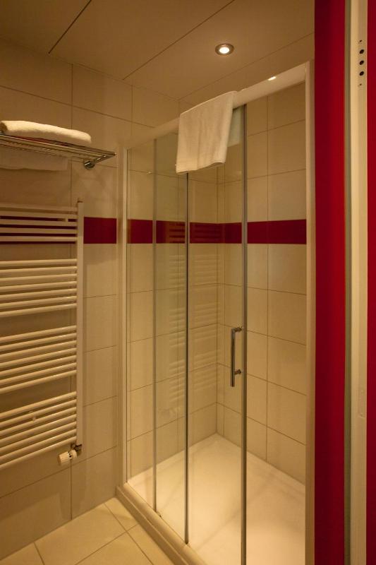 Business Single Room image 4