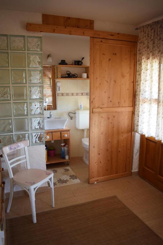 Double Room with Garden View image 2