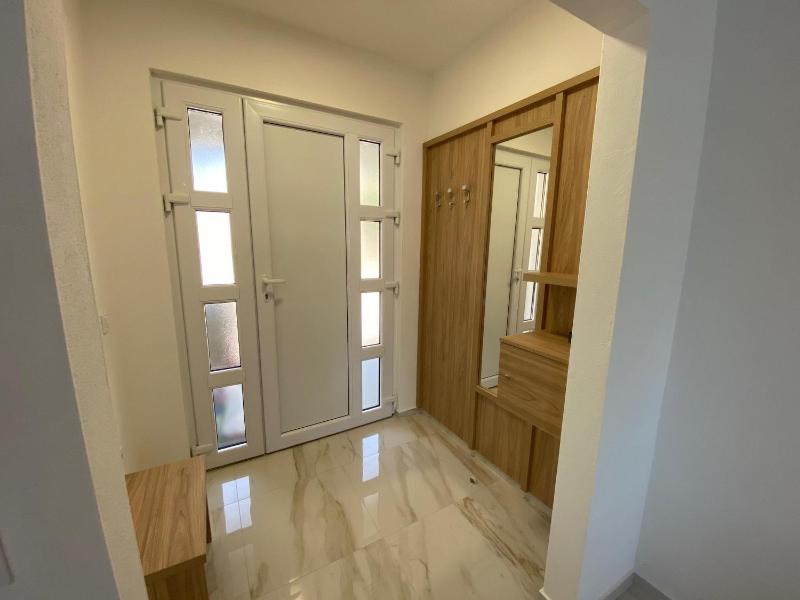 Apartment with Sea View image 2