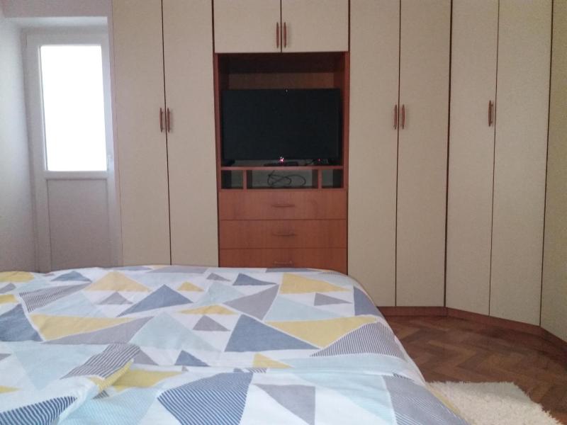 Apartment image 3
