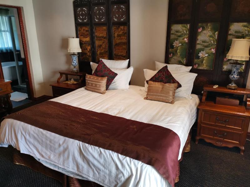 Erasmus manor Guest House - image 11