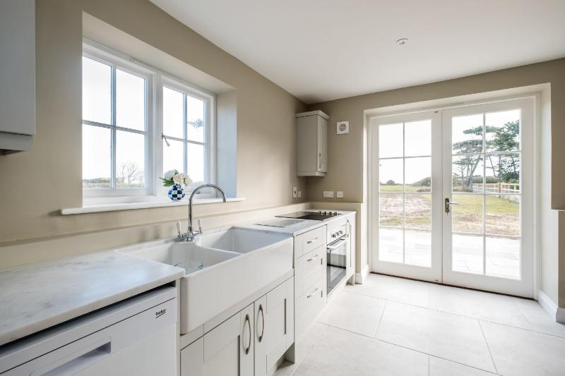 The Dower House - image 21