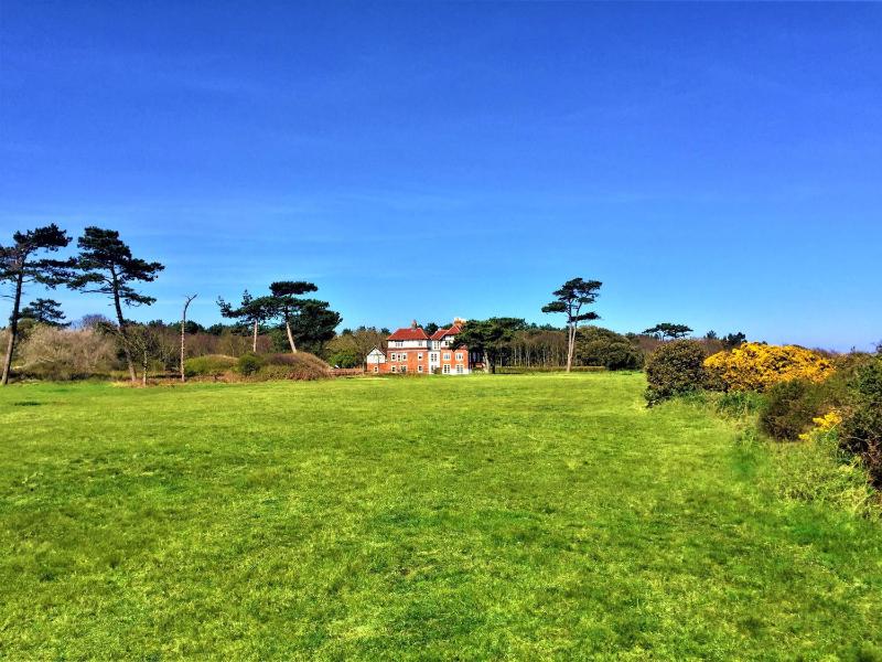 The Dower Retreat - image 16