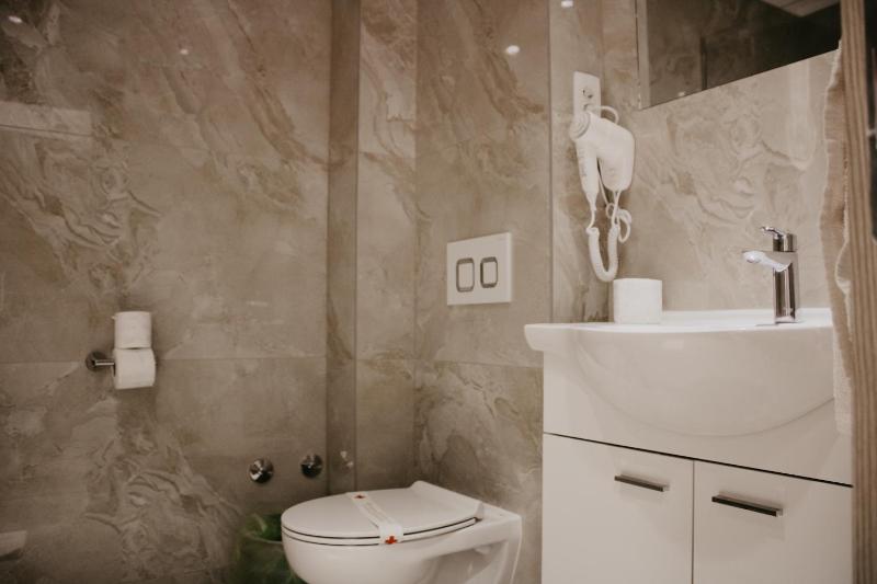 Double or Twin Room with Balcony image 2